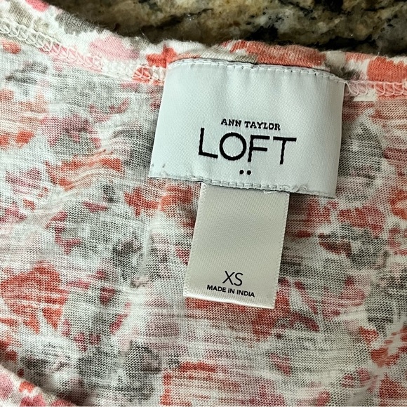 Ann Taylor LOFT Sleeveless Blouse Womens  Floral Tank Top New Preppy Casual XS - Picture 8 of 9